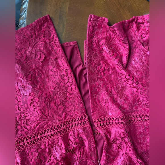 ALLANDWELL Womens Red Floral Lace Short Sleeve Knee Length Bodycon Dress Size XL - Picture 7 of 12